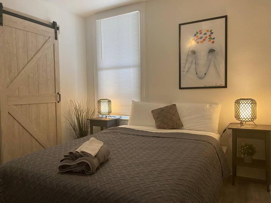Chic Bungalow Apartment Steps From Armature Works & Downtown Riverwalk Tampa Zewnętrze zdjęcie